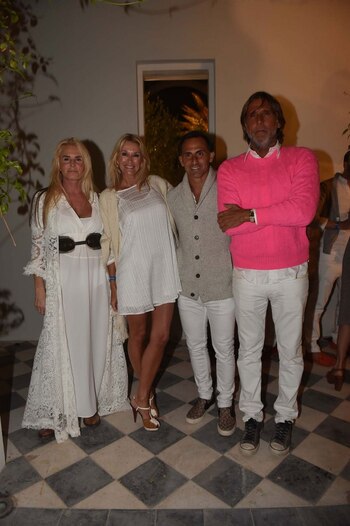 Mercedes Sarrabayrouse, Joe Miranda, Yanina