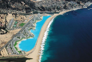 La laguna artificial está climatizada