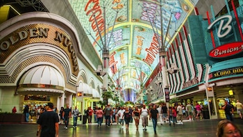 La pantalla de LED recubre