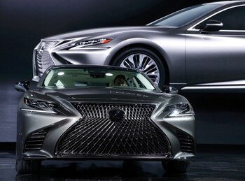 El Lexus LS 2018 promete ser un nato competidor en el segmento de alta gama que dominan el Mercedes Clase S, el BMW Serie 7 y el Audi A8