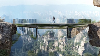 A través de su forma