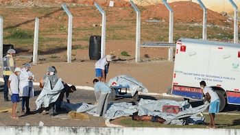 Reiteran los cadáveres de la