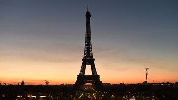 La Torre Eiffel estará rodeada