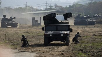 Taiwán se prepara militarmente para