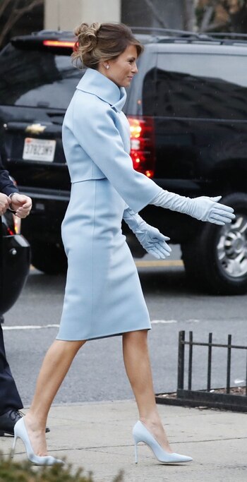 El recogido desprolijo de Melania