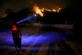 Un joven en el Cajon