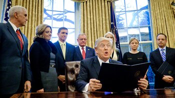 Donald Trump defendió su orden