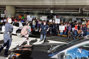 Protestas en el aeropuerto de