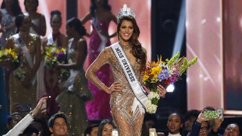 La francesa Iris Mittenaere fue