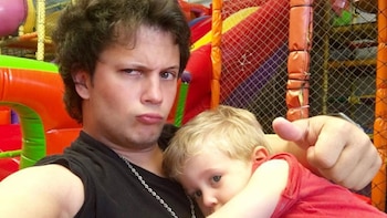 Darío Lopilato y su sobrino,