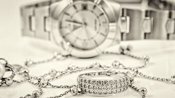 Otro clásico regalo: las joyas o alhajas (iStock)