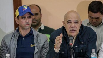 Henrique Capriles junto con Jesús