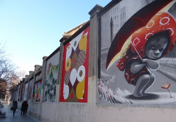 Los constantes murales le otorgan