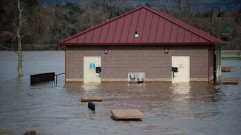 El incidente causó grandes inundaciones