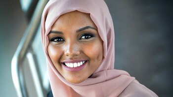 Halima Aden desfiló en la