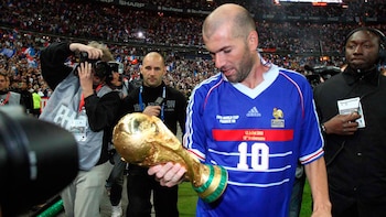 Zinedine Zidane con la Copa