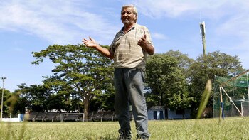 El partido se detuvo unos