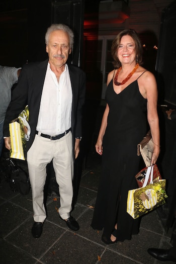 Juan José Jusid y su pareja