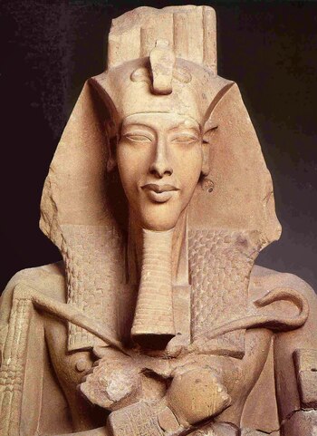 Akhenatón, el faraón de la