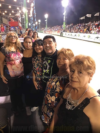 La foto que publicó Maradona