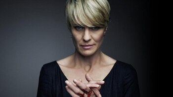 Robin Wright como Claire Underwood