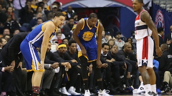 Kevin Durant se lesionó ante los Wizards y cambió los planes de Golden State Warriors (Reuters)