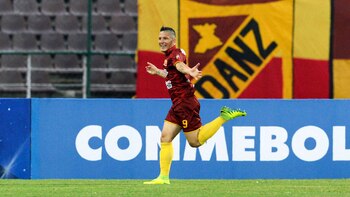 Ortíz celebra su gol, el