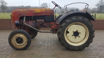 Se mecánica no está impecable, pero funciona. Su carrocería necesita restauración