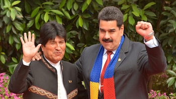 Evo Morales junto a Nicolás