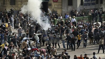 El ex dictador mandó a