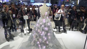 El vestido cambia de color