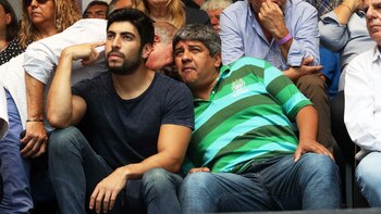 Pablo Moyano junto a su