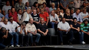 El palco que se conformó