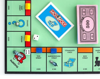 En 1906 Elizabeth Magie fabricó