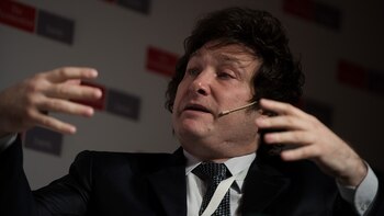 El economista pasó un momento