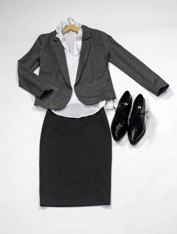 Un equipo de tres piezas