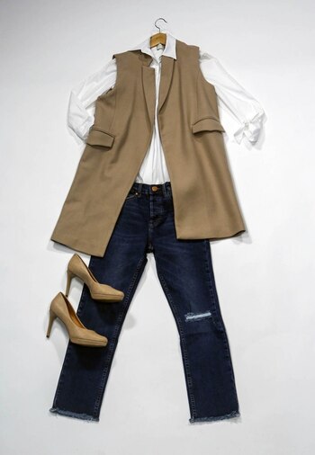 Los chalecos oversize siguen siendo