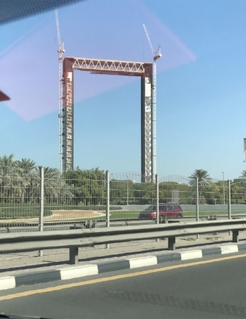 El gran marco de Dubai