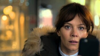 Anna Friel, como “Marcella”