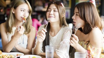 Los japoneses tienden a comer