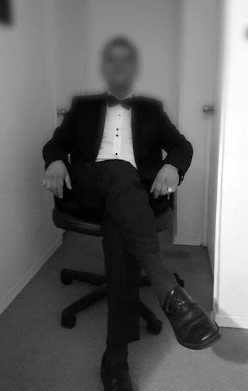 Ted Williams, el anfitrión. Gentiliza