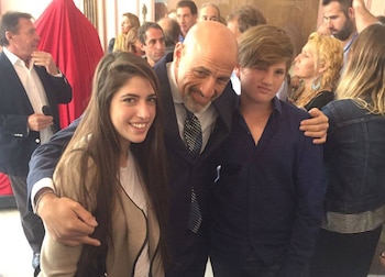 Gustavo Sofovich con sus hijos