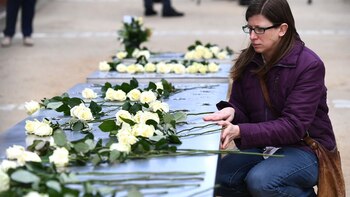 Los belgas presentaron sus respetos