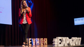 Agustina Varela, Analista de Marketing