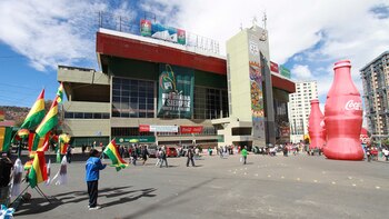 El Hernando Siles está ubicado