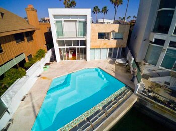 La mansión de la ex