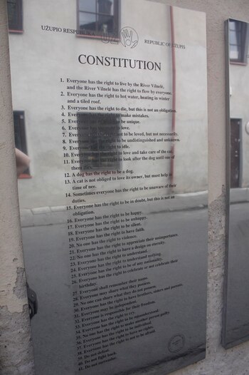 La Constitución de Uzupis, exhibida