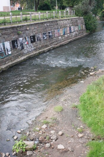 El río Vilnele. Al atravesarlo,