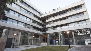 Posee unidades de 1 a