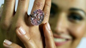 La estrella rosada de 59.60